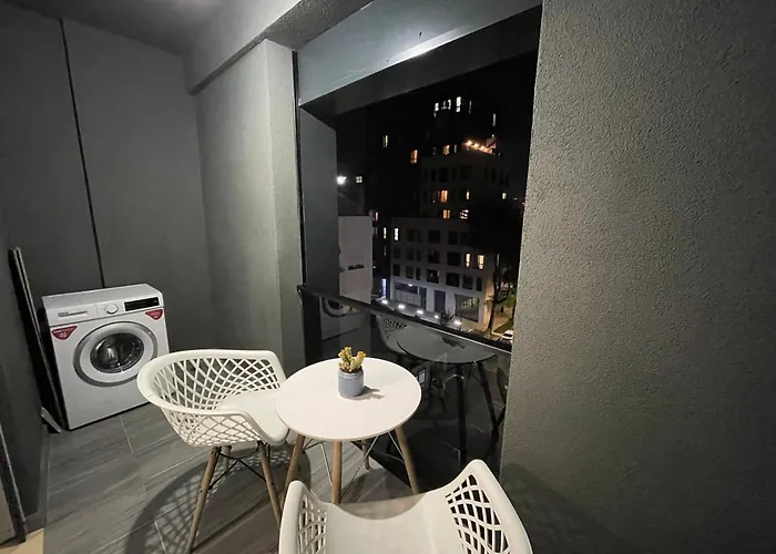 Sleep * Τίρανα